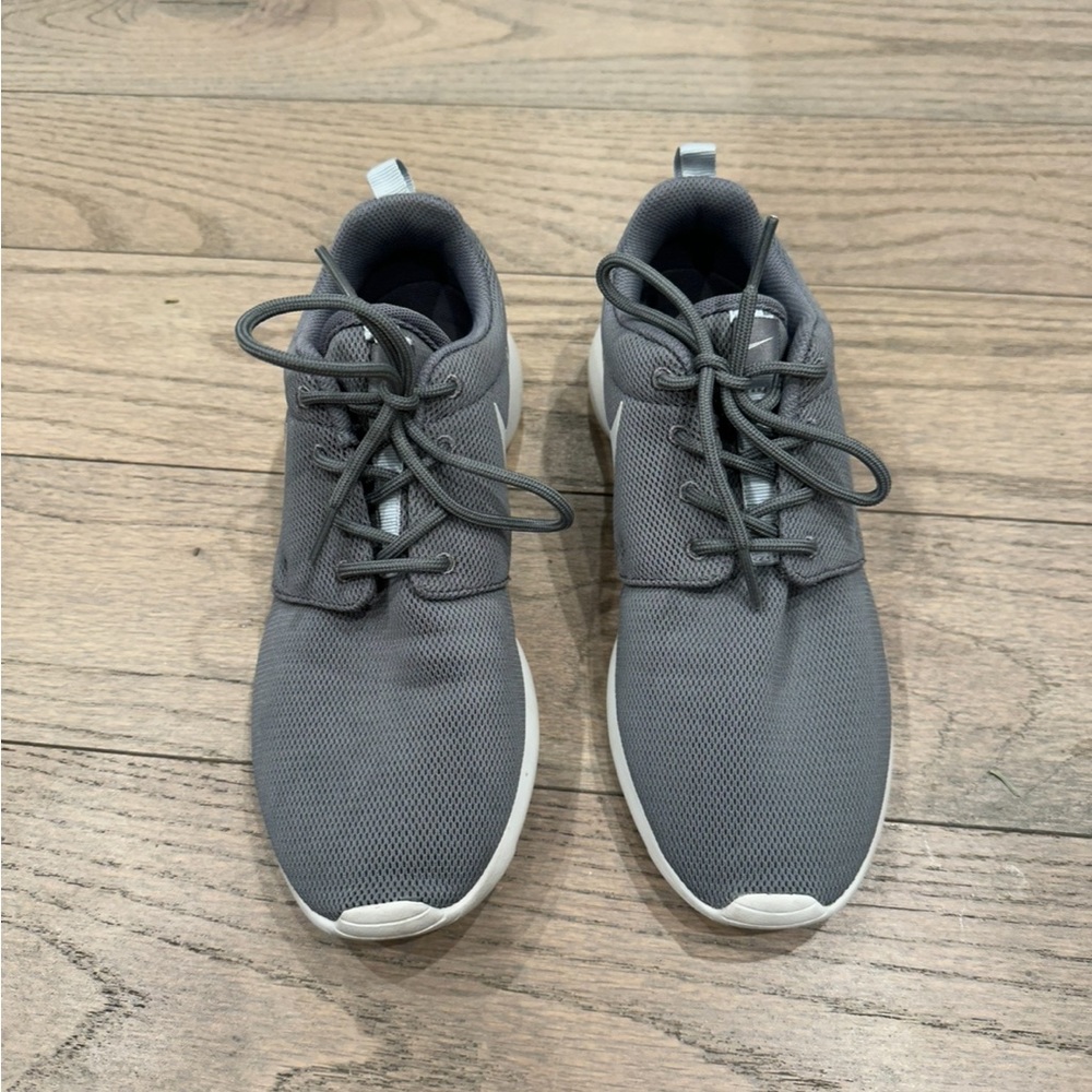 Gray Nike Roshes